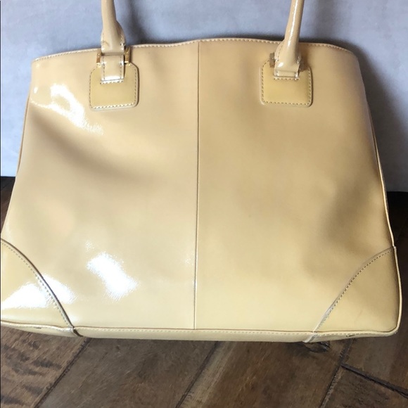 Tory Burch Robinson purse - Picture 3 of 8